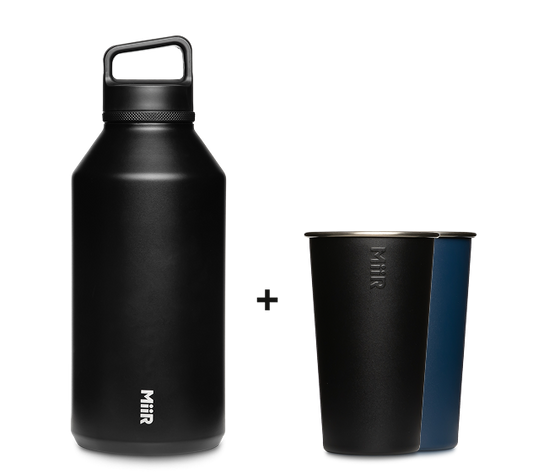 64oz-wm-bottle-2x-pint-cups-l3 64oz-bundle-03.png