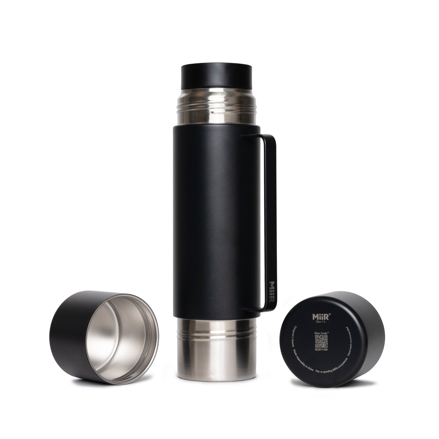 tomo-f8 Tomo_Black_Studio_0521_Cap_Staged__TOM1SV33002.jpg