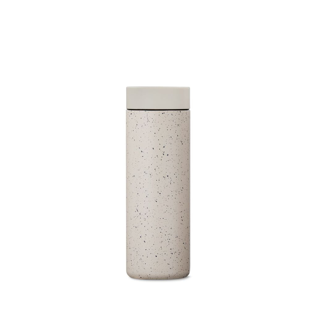 360-traveler-l5 WebPDP-16oz_360_Traveler_Desert_Tan_Speckle_Studio__TRV1SV16224_Back.jpg