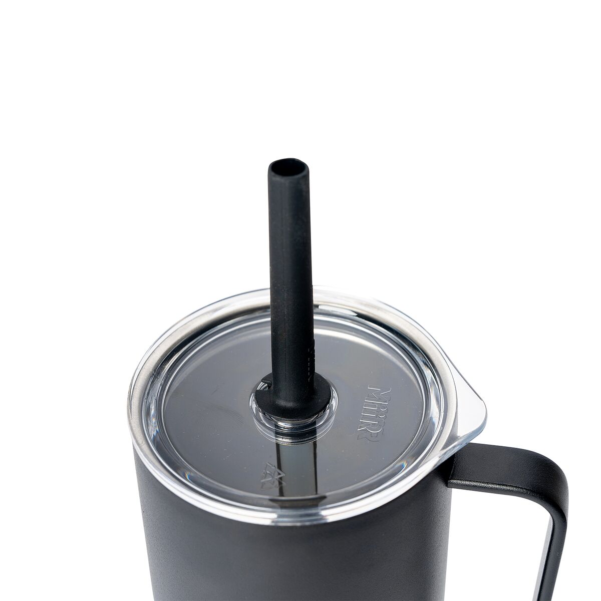 all-day-straw-cup-g8 WebPDP-32oz_All_Day_Straw_Cup_Black_Studio_0713__ADSC1SV32002_Lid.jpg