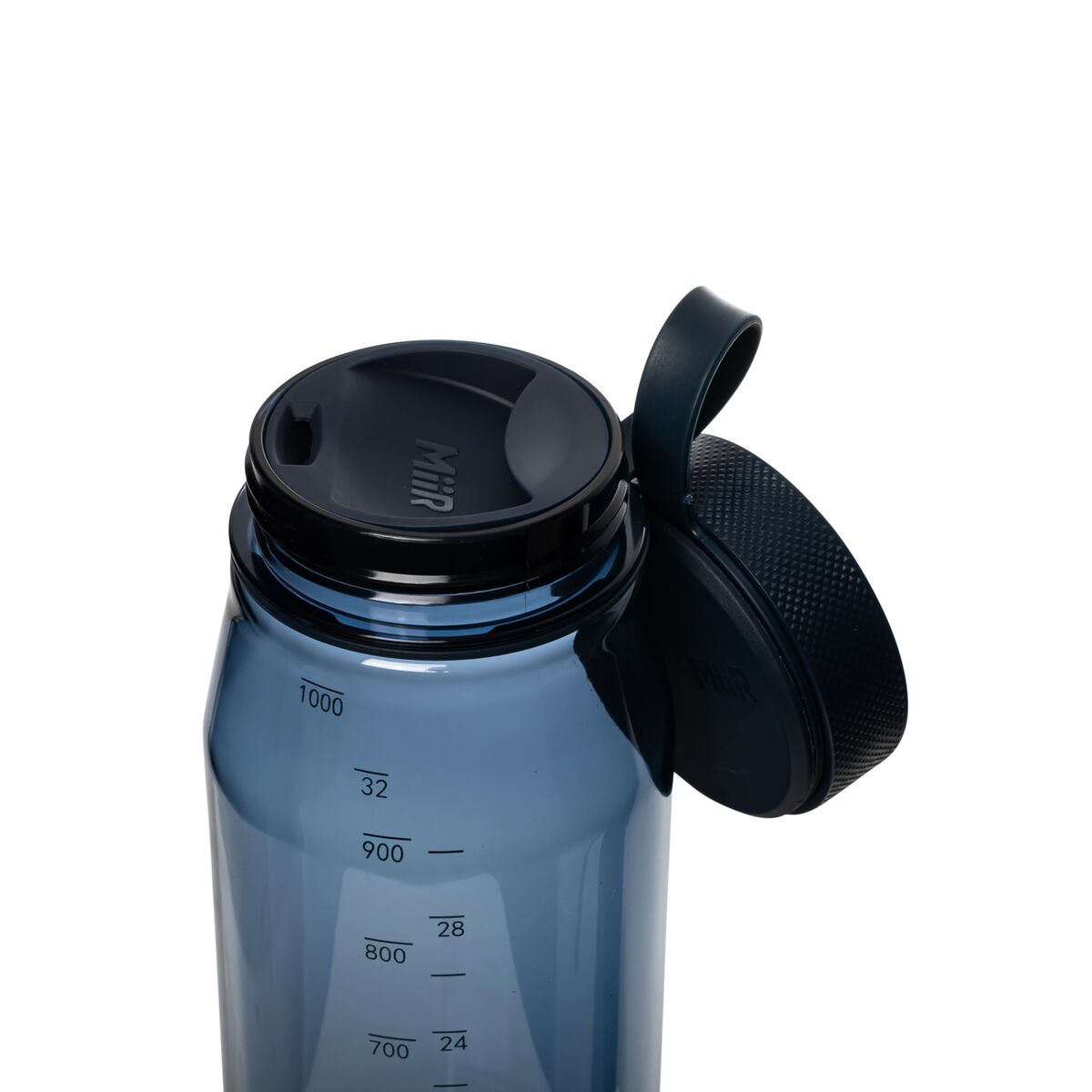 everywhere-bottle-j5 WebPDP-33oz_Everywhere_Bottle_TidalBlue__EWB1PN32215_X2Studio_TetherTwist.jpg