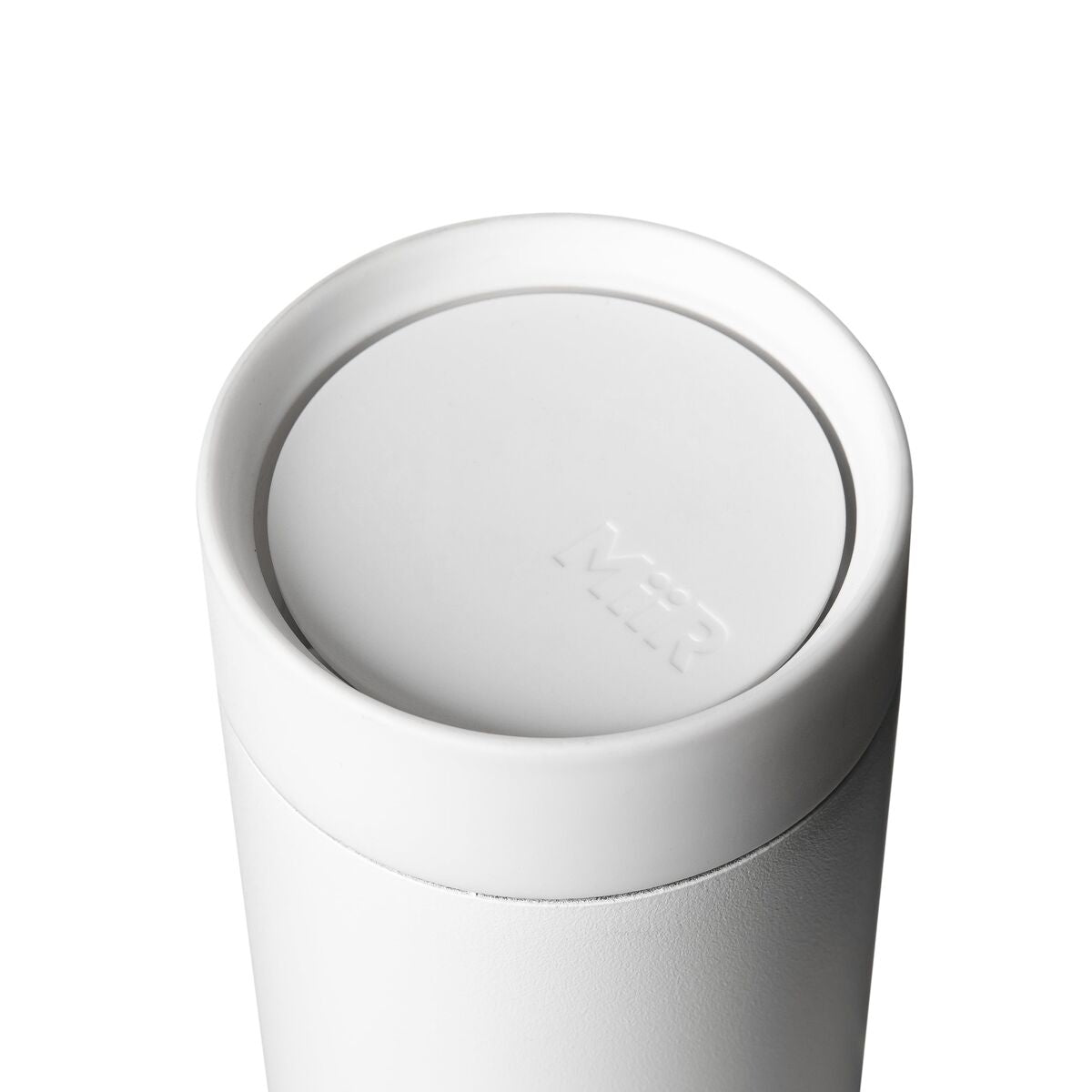 360-lid-j9 WebPDP-360_Lid_White__3602PNWM001_X2Studio_Closeup_Closed.jpg