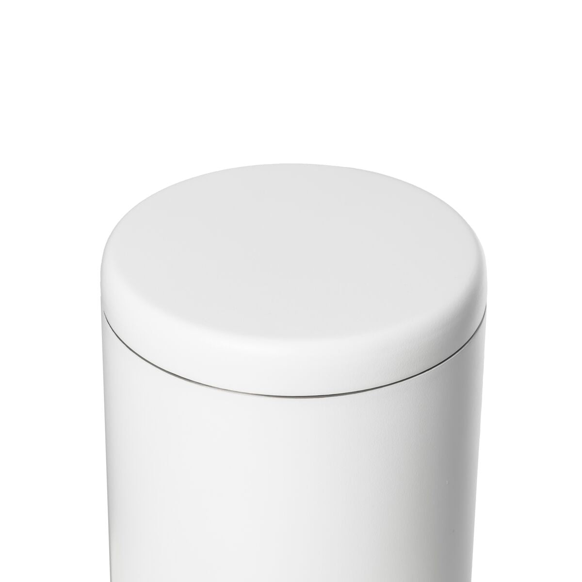airlock-coffee-canister-q3 WebPDP-Airlock_Coffee_Canister__ACN2SVOS001_White_X2Studio_45_Deg_Lid_On.jpg