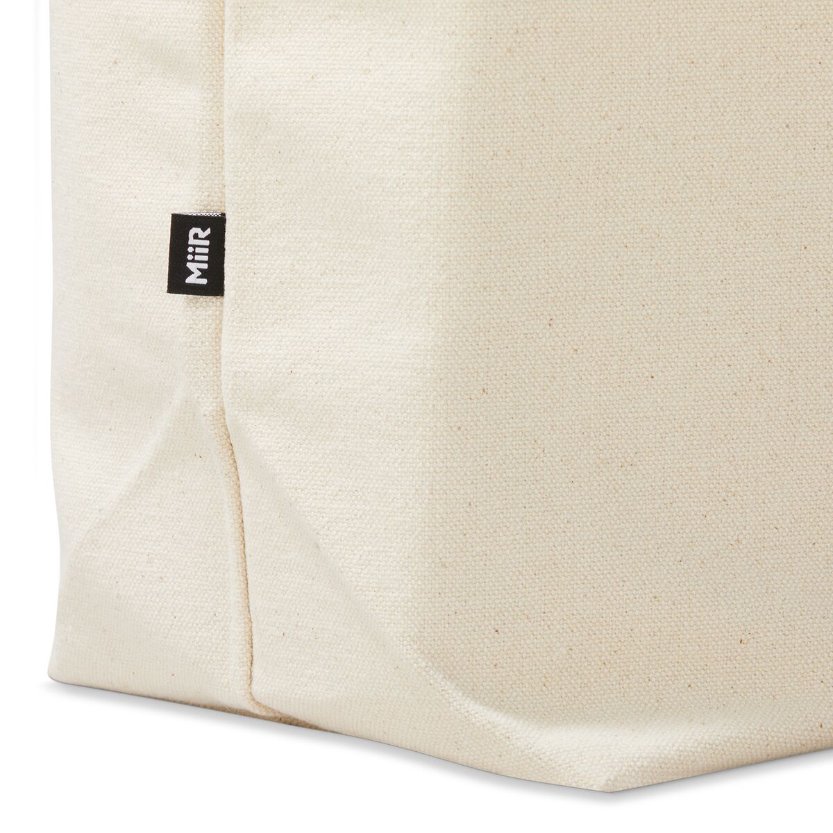 everyday-canvas-tote-i8 WebPDP-Everyday_Canvas_Tote_Studio__TOT001_Detail__TOT001223OS.jpg
