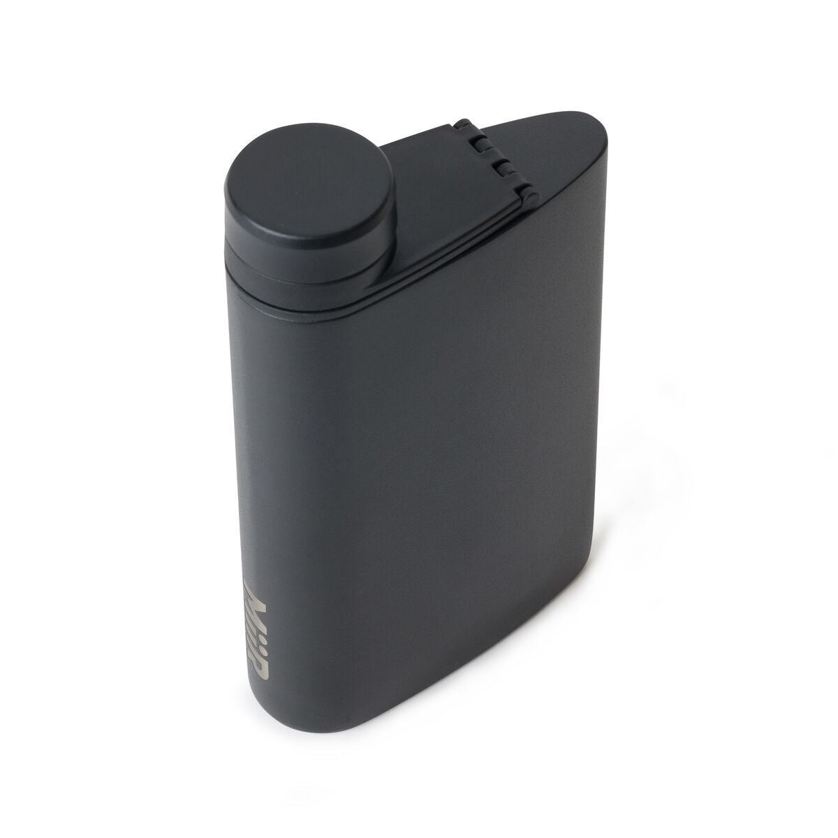father-s-day-2026-flask-r9 WebPDP-Flask_Black_Studio_1022_45Deg_Closed__FLK1SSOS002.jpg