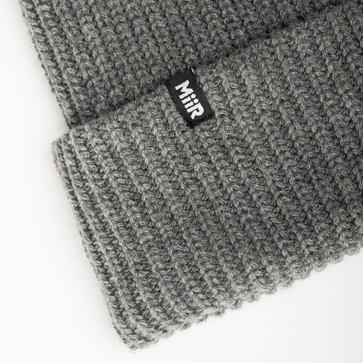 recycled-poly-rib-beanie-z5 WebPDP-RecycledPolyRibBeanie_Studio_TagDetail_GrayHeather__BNE002202OS.jpg