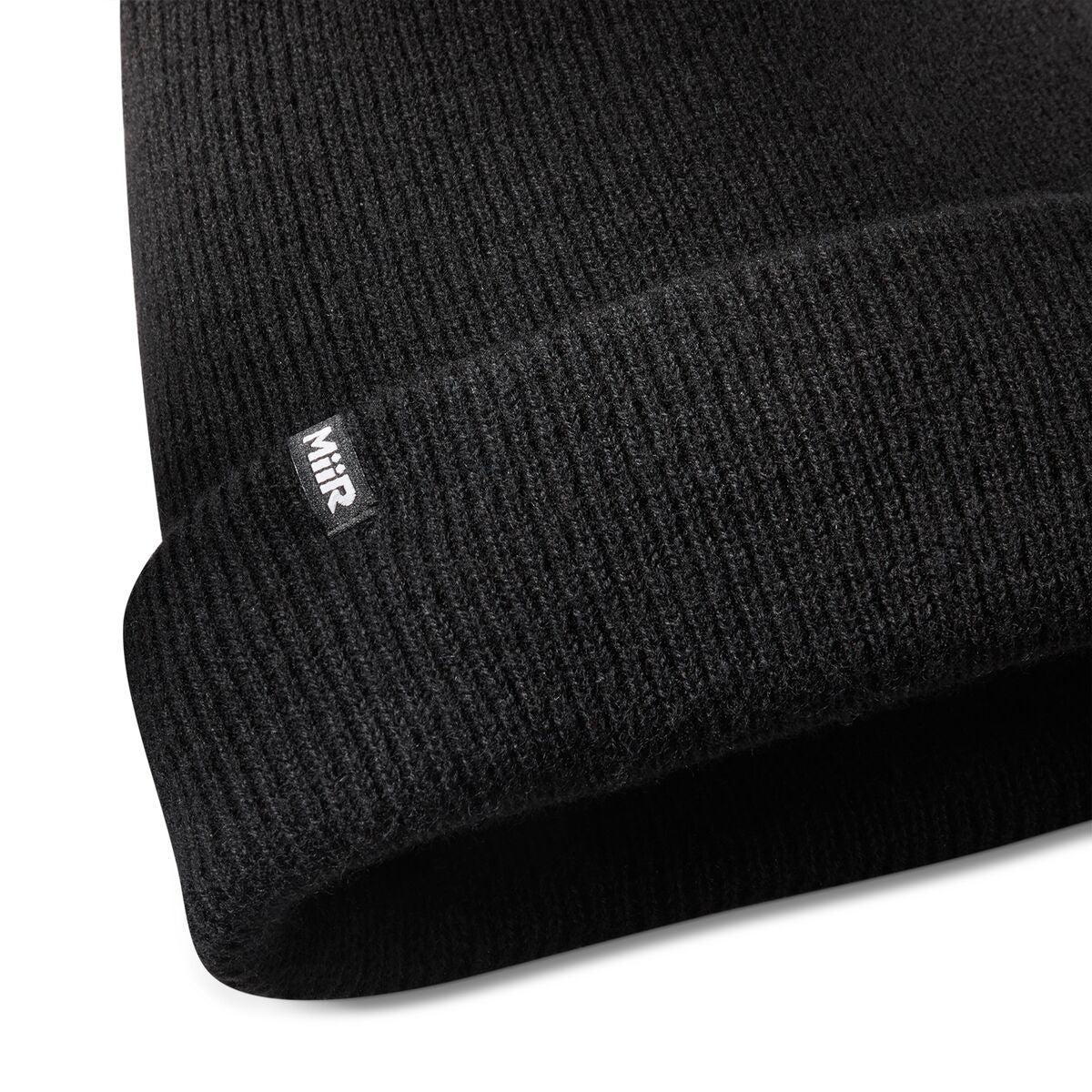 recycled-cashmere-beanie-p0 WebPDP-Recycled_Cashmere_Luxe_Beanie_Studio_Detail__BNE004002OS.jpg