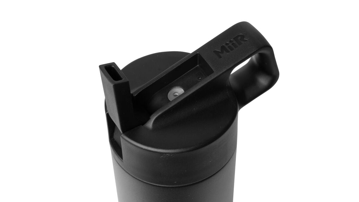 straw-bottle-u0 WebPDP-Straw_Lid_2_Black_Studio_0221_45deg_Open__WMB1SL20002.jpg