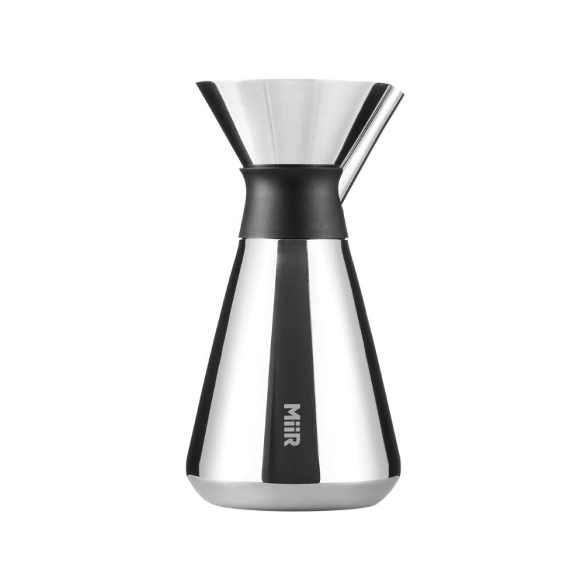 new-standard-carafe-t6 Web_PDP-Polished_Stainless_Carafe_33oz_SS_Studio_X2_07182024_Front_CAR1SVOS005_1_2.jpg